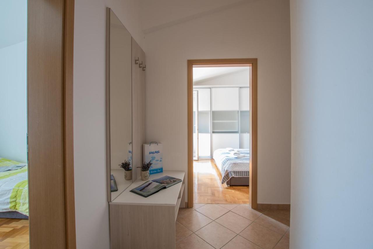 Villas Faro Bašanija エクステリア 写真