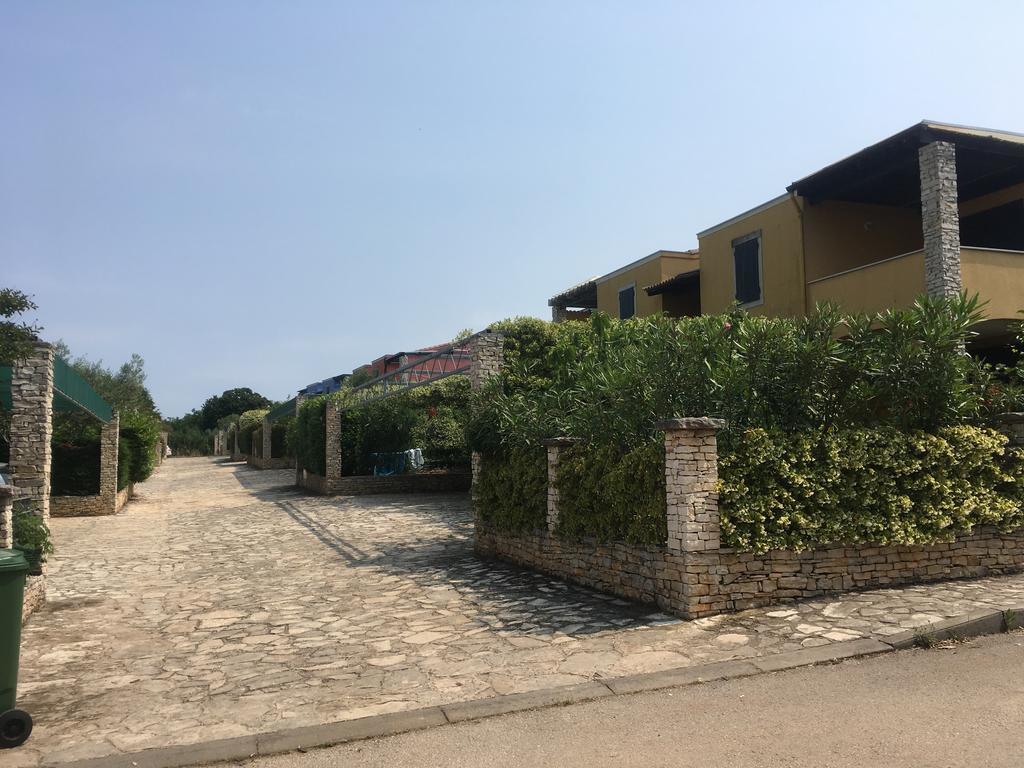 Villas Faro Bašanija エクステリア 写真